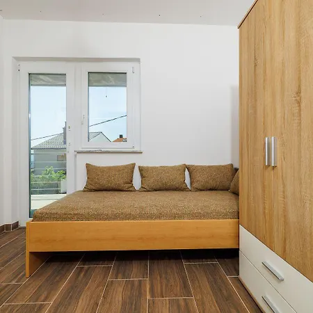 Lejlighed Idyllisches Studio-apartment Mit Meerblick, Privatparkplatz, Klima, Wifi