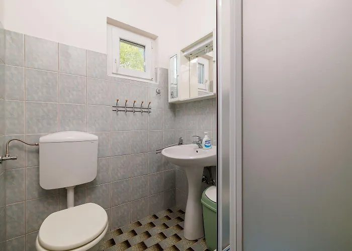 Idyllisches Studio-apartment Mit Meerblick, Privatparkplatz, Klima, Wifi Lejlighed